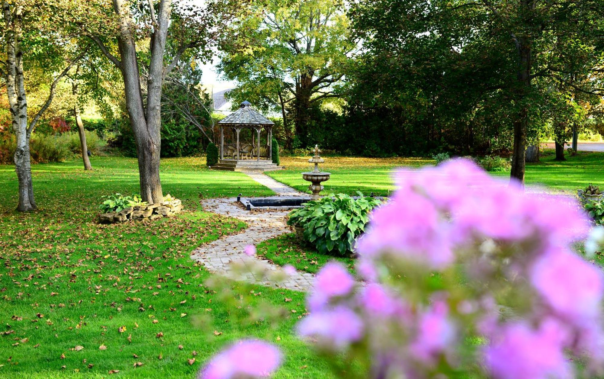Millcroft Inn & Spa Village Of Alton Eksteriør bilde